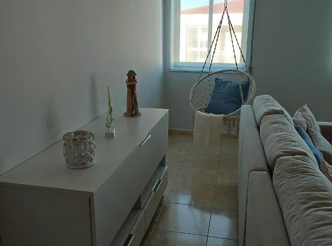 Big Wave House Nazaré